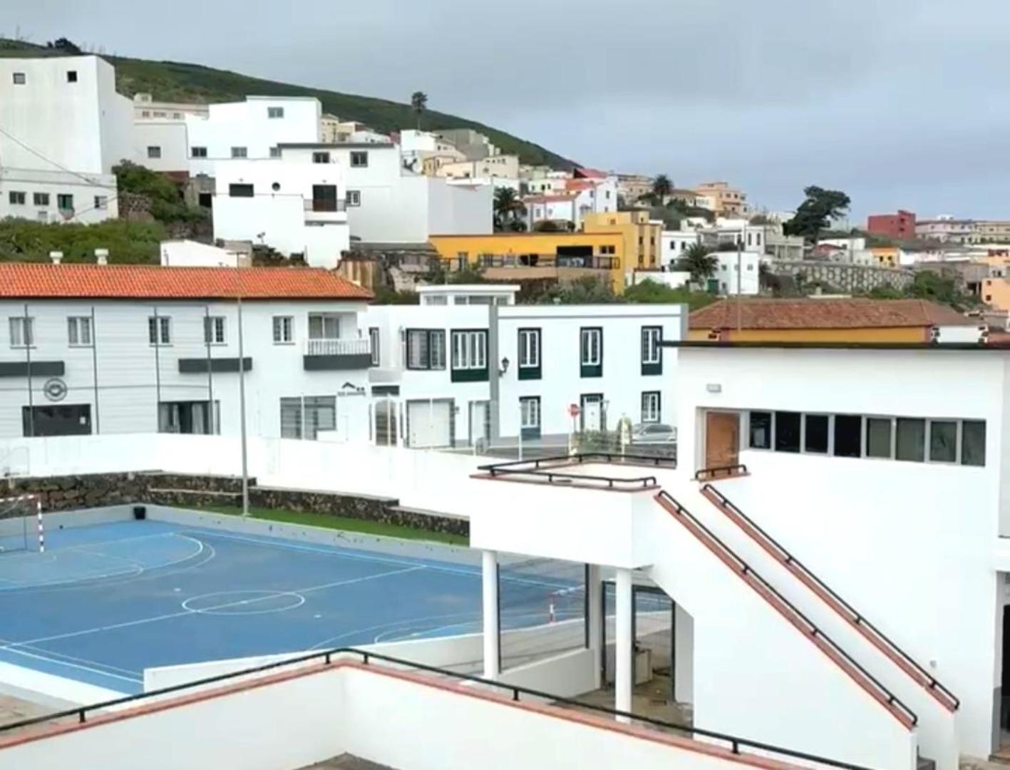 Valverde destina 56.400 euros en becas para estudiantes que cursan sus estudios fuera de El Hierro